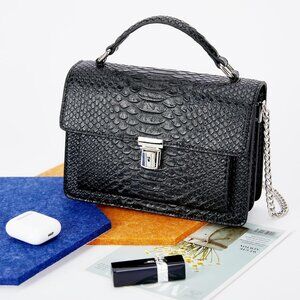 ⚡ Women's Fashion Snake Black Vegan Leather Print Casual Satchel Crossbody Bag